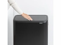 Brabantia bo touch bin hi prullenbak 60 liter matt black - afbeelding 3 van  3