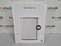 Brabantia bo touch bin prullenbak - 2 x 30 liter - matt black - afbeelding 2 van  3