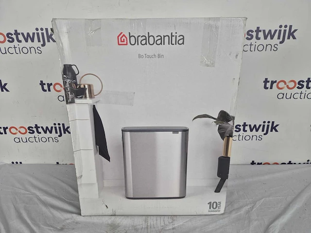 Brabantia bo touch bin prullenbak - 60 liter - matt black - afbeelding 2 van  2
