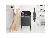 Brabantia bo touch bin prullenbak 11 + 23 liter afvalscheiding confident grey - afbeelding 4 van  6