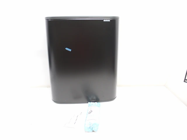 Brabantia bo touch bin prullenbak 2 x 30 liter afvalscheiding matt zwart - afbeelding 2 van  3
