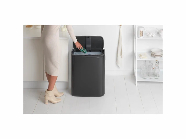 Brabantia bo touch bin prullenbak matt black, 1 binnenemmer 60l - afbeelding 4 van  4