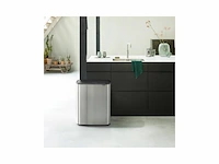 Brabantia bo touch bin xl, mat staal vingerafdrukbestendig, 1 binnenemmer 60l - afbeelding 2 van  4