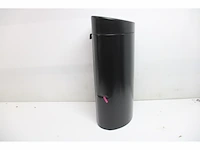 Brabantia prullenbak 40l hoek zwart roestvrijstalen - afbeelding 3 van  4