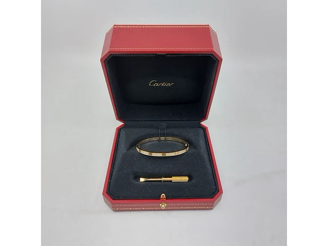 Bracelet pave diamond 18k yellow gold, cartier, love small, 2024 - afbeelding 4 van  11