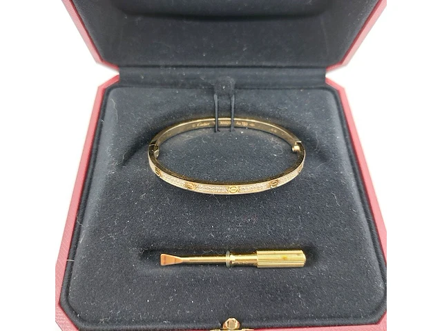 Bracelet pave diamond 18k yellow gold, cartier, love small, 2024 - afbeelding 6 van  11