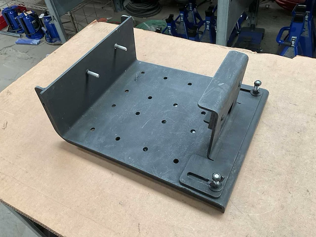 Bracket mounting - afbeelding 2 van  5