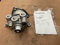 Brake pneumatic valve - afbeelding 2 van  4