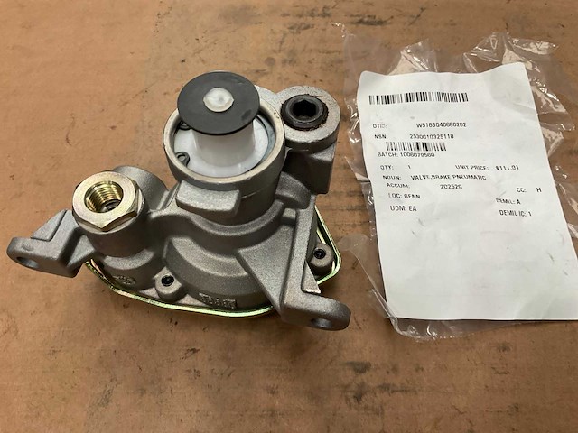 Brake pneumatic valve - afbeelding 3 van  4