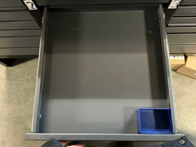Brakel werkbank met gereedschap - afbeelding 4 van  29