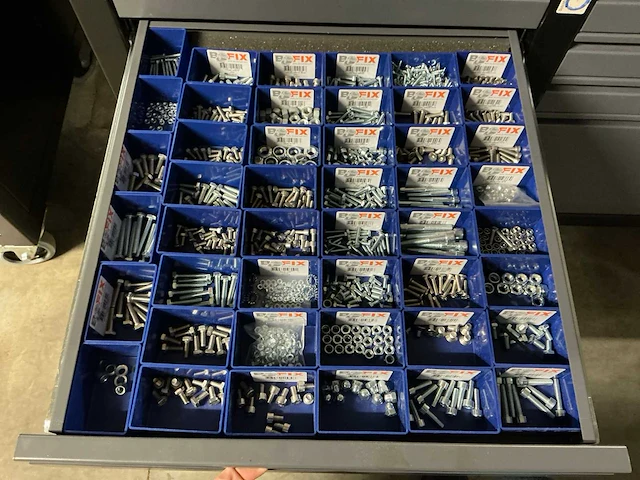 Brakel werkbank met gereedschap - afbeelding 25 van  27