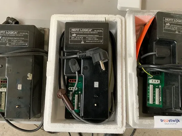 Brander controller - afbeelding 2 van  3