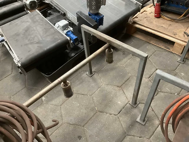 Brander - afbeelding 4 van  4