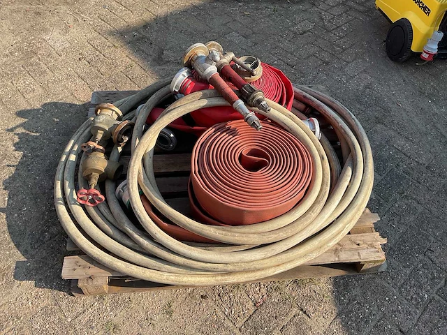 Brandslangen en toebehoren - afbeelding 1 van  4