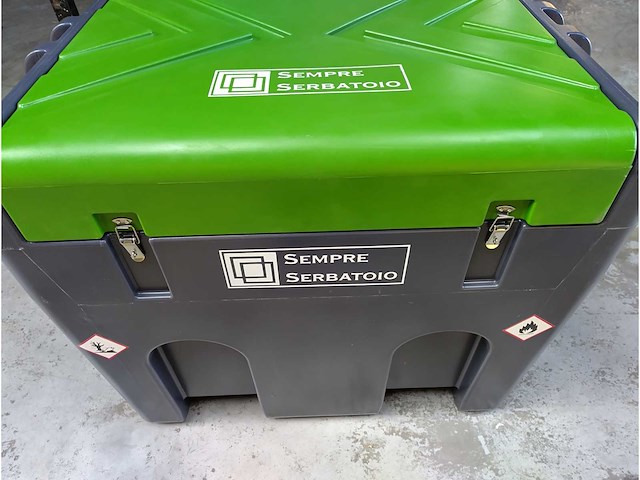 Brandstof opslagtank ibc 400 liter - afbeelding 10 van  15