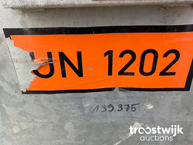 Brandstof opslagtank - afbeelding 8 van  9