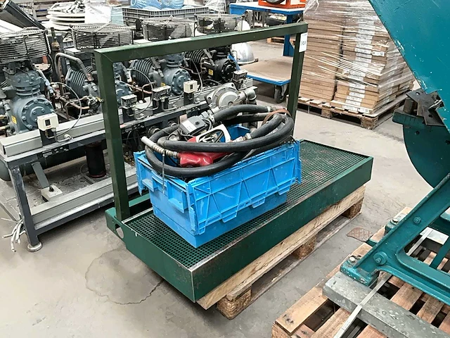 Brandstof vulstation - afbeelding 2 van  5