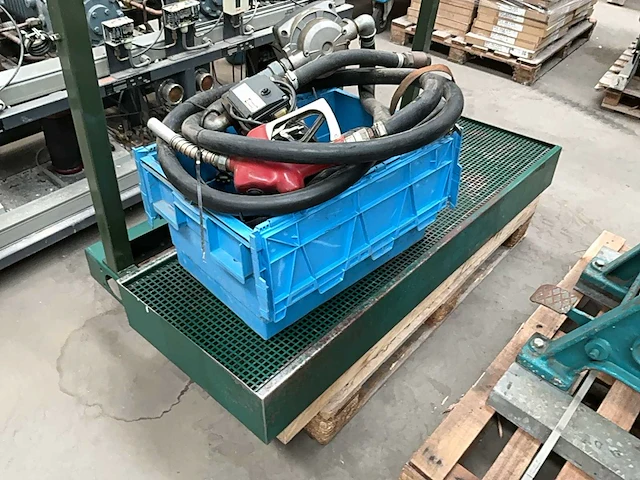 Brandstof vulstation - afbeelding 4 van  5