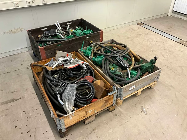 Brandstofpomp onderdelen - afbeelding 1 van  7