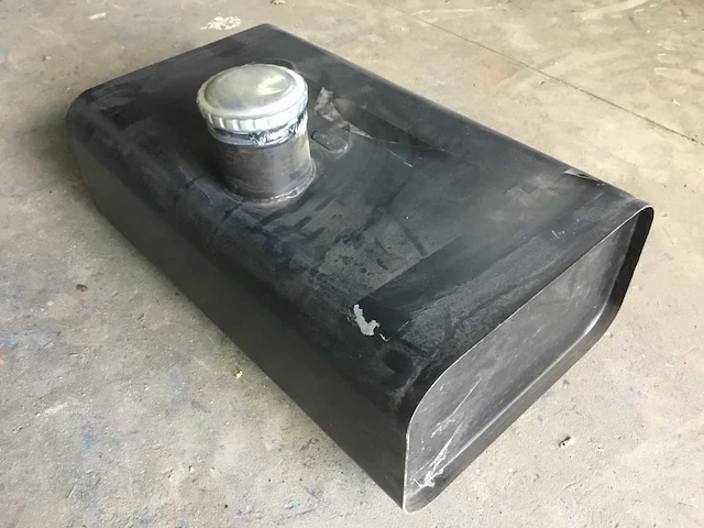 Brandstoftank (8x) - afbeelding 2 van  2