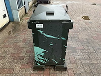 Brandstoftank met aftankinstallatie - afbeelding 4 van  8