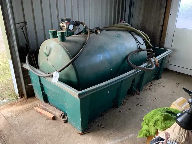 Brandstoftank - afbeelding 1 van  6