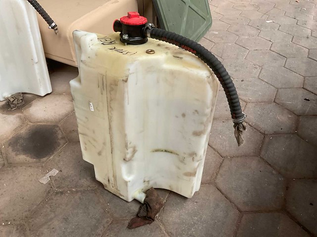 Brandstoftank - afbeelding 2 van  3
