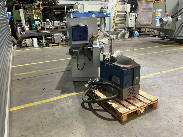 Brandt - 2013 - kdf 220 - kantenlijmmachines - afbeelding 8 van  25