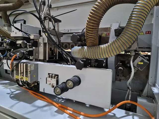 Brandt - optimat kdf 220 c - kantaanlijmmachine - afbeelding 13 van  20