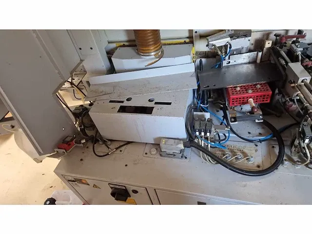 Brandt edgebander kd 68 cf kantaanlijmmachine - afbeelding 15 van  15