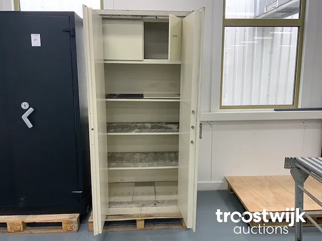 Brandwerende kast - afbeelding 2 van  3