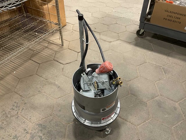 Branick industries inc g300 a brake bleeder - afbeelding 3 van  6