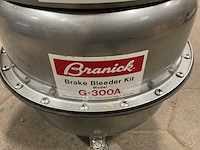 Branick industries inc g300 a brake bleeder - afbeelding 4 van  7