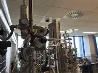 Braun biotech fermentatie opstelling - afbeelding 14 van  15