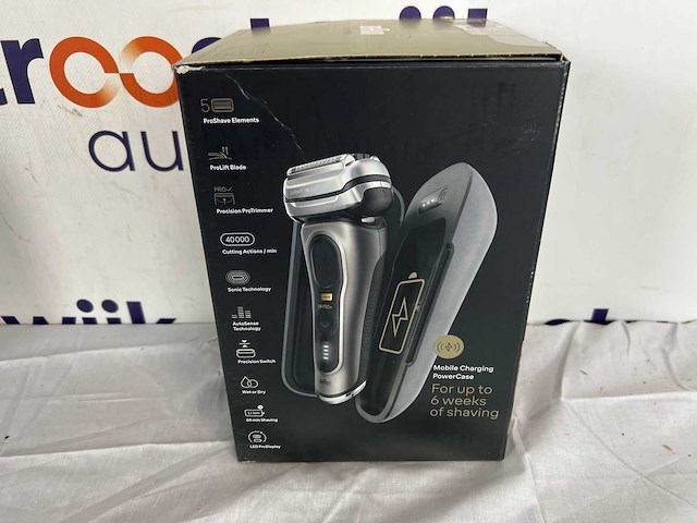 Braun series 9 pro+ 9575cc - scheerapparaat - smartcare center - powercase - wet & dry - grafiet - afbeelding 2 van  2