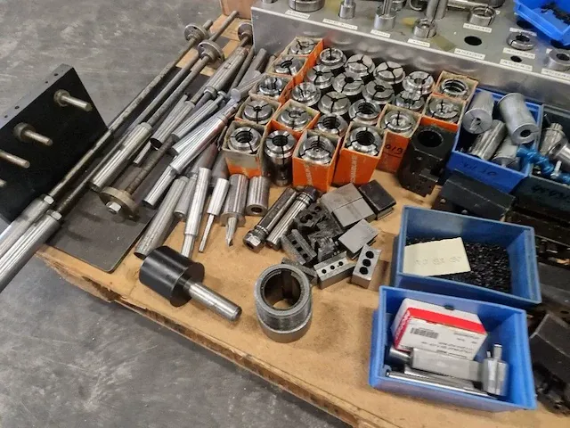 Braungart prazisionsmaschinen - v 200 - cnc draaibank - afbeelding 5 van  16