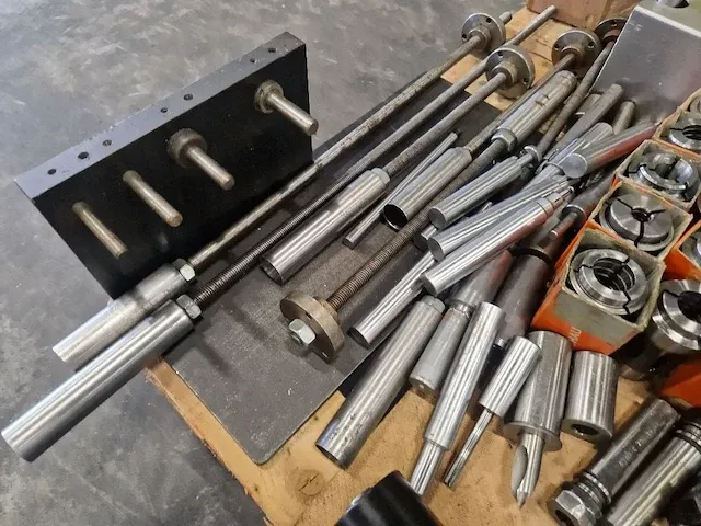 Braungart prazisionsmaschinen - v 200 - cnc draaibank - afbeelding 8 van  16