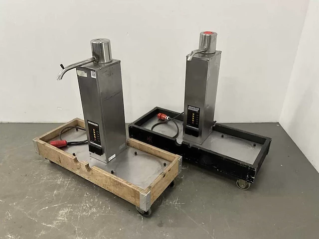 Bravilor - b20 - rvs rondfilter koffiemachine (2x) - afbeelding 1 van  6