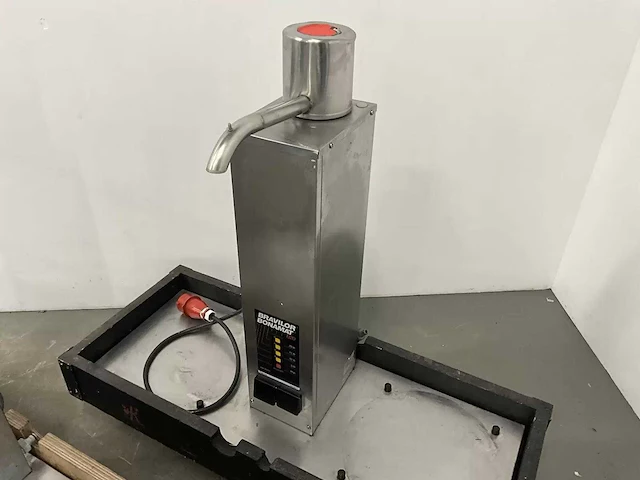 Bravilor - b20 - rvs rondfilter koffiemachine (2x) - afbeelding 3 van  6