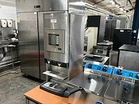 Bravilor 8.020.200.11021 koffiemachine - afbeelding 1 van  7