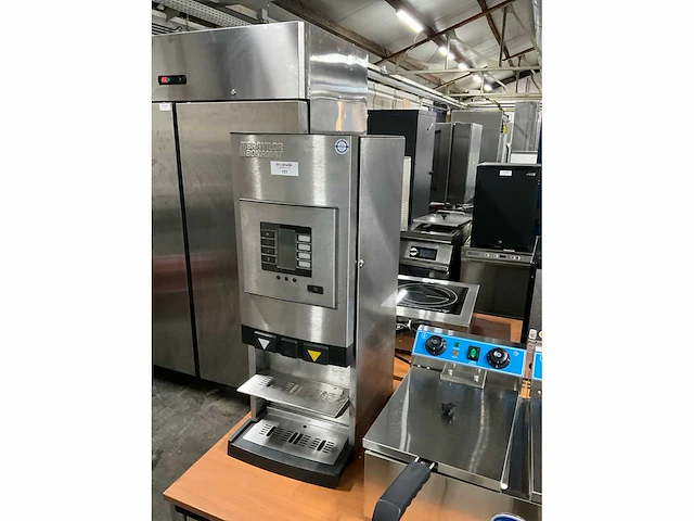 Bravilor 8.020.200.11021 koffiemachine - afbeelding 2 van  7