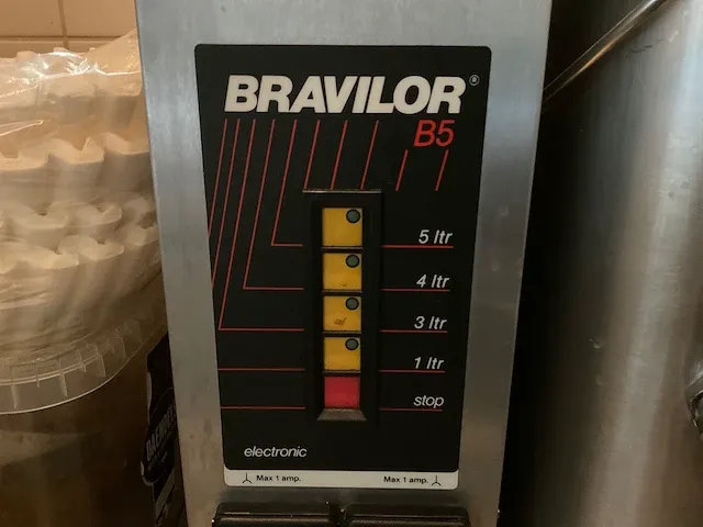 Bravilor b5 koffiemachine - afbeelding 3 van  8