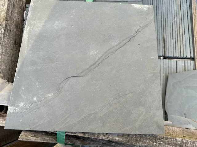 Braziliaanse leisteen 30x30x1 cm grey ca. 59 m² voor binnen en buiten-vloer en wand - afbeelding 4 van  8