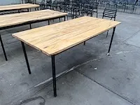 Bredase bomen restauranttafel