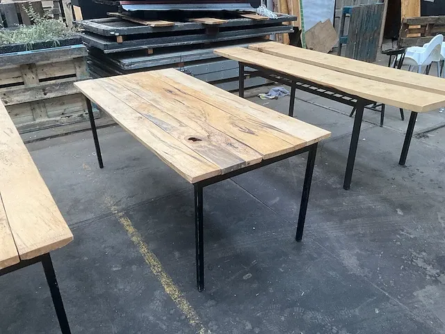 Bredase bomen restauranttafel - afbeelding 1 van  6