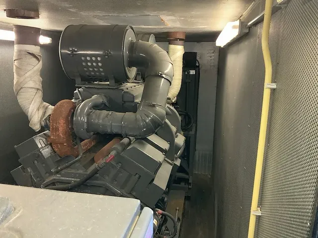 Bredenoord brcum 630 kva noodstroomaggregaat - afbeelding 13 van  29