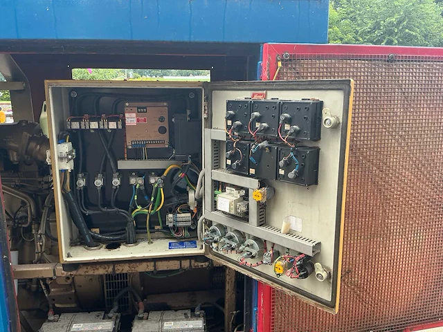 Bredenoord daf 620 noodstroomaggregaat - afbeelding 5 van  21
