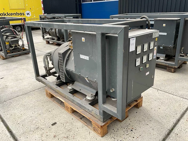 Bredenoord stamford 140 kva stroomgenerator - afbeelding 1 van  9