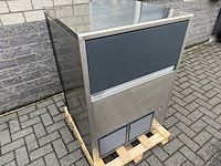 Brema - ice flaker - scherfijsmachine - afbeelding 1 van  6