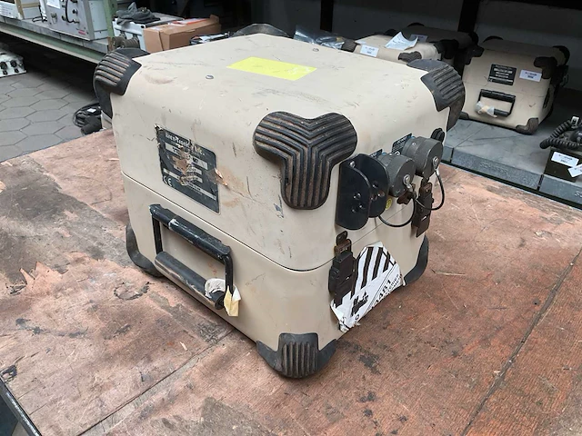 Bren-tronic bte 70791a-t1b power supply - afbeelding 3 van  6